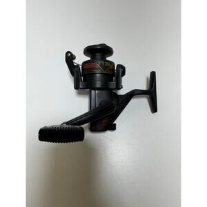 Vintage Silstar FT 33 Graphite Spinning Fishing Reel Gear Ratio 4.6:1